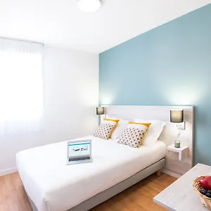 Comfort Aix Hotel