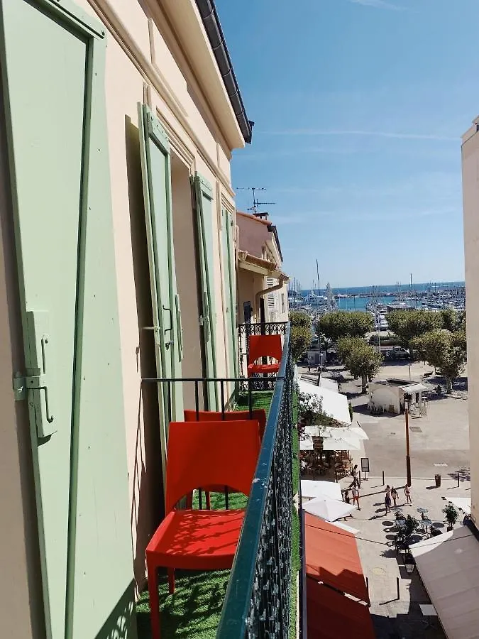 Avaton Hotel Cannes 3*,